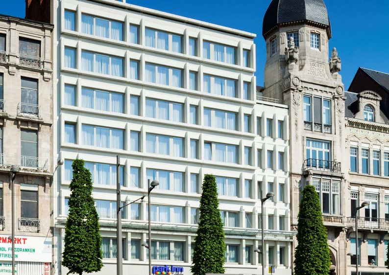 Park Inn by Radisson Building